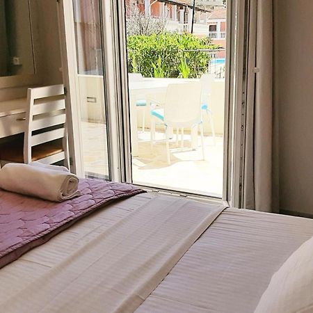 The Central Suites Kassiopi Exterior foto