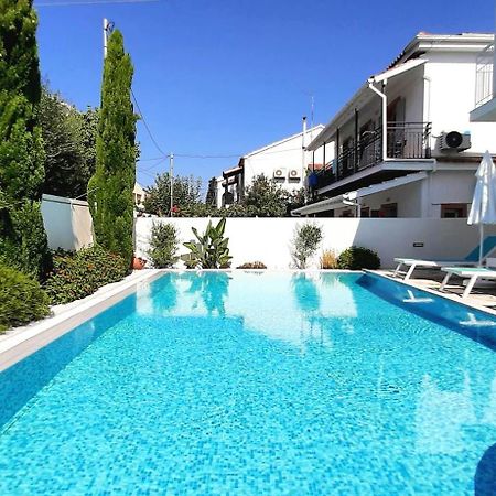 The Central Suites Kassiopi Exterior foto