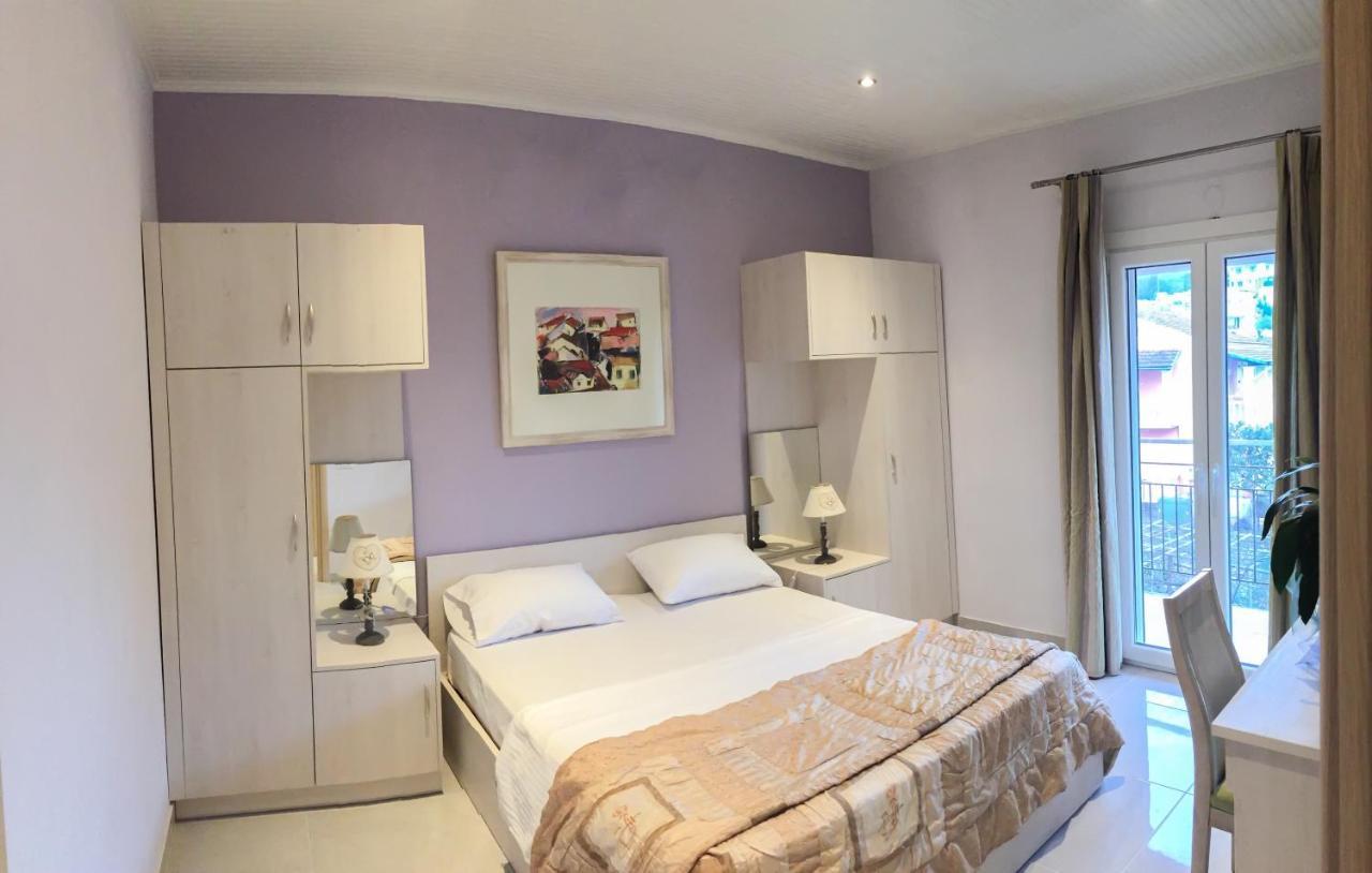 The Central Suites Kassiopi Exterior foto